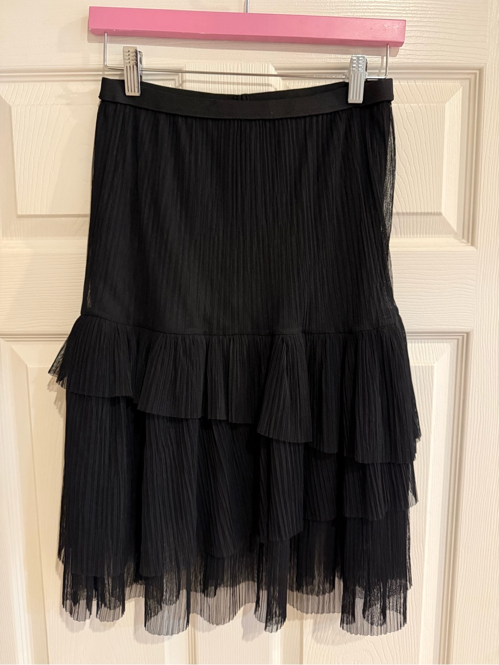 BCBGeneration Black Pleated Tiered Midi Skirt